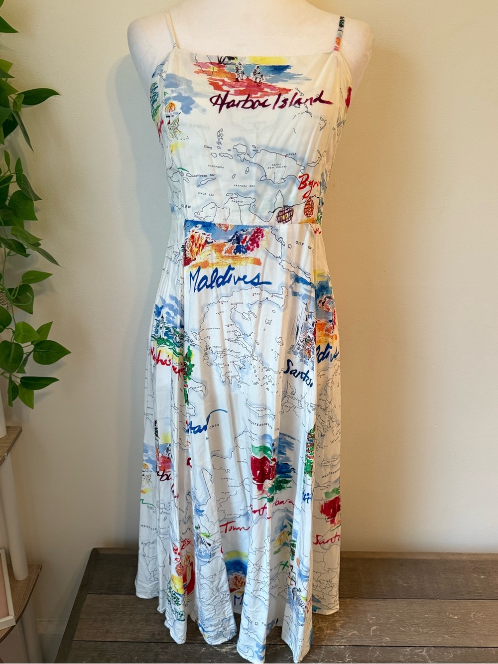 Gap Tropical Map Print Dress - Picture 2 of 6